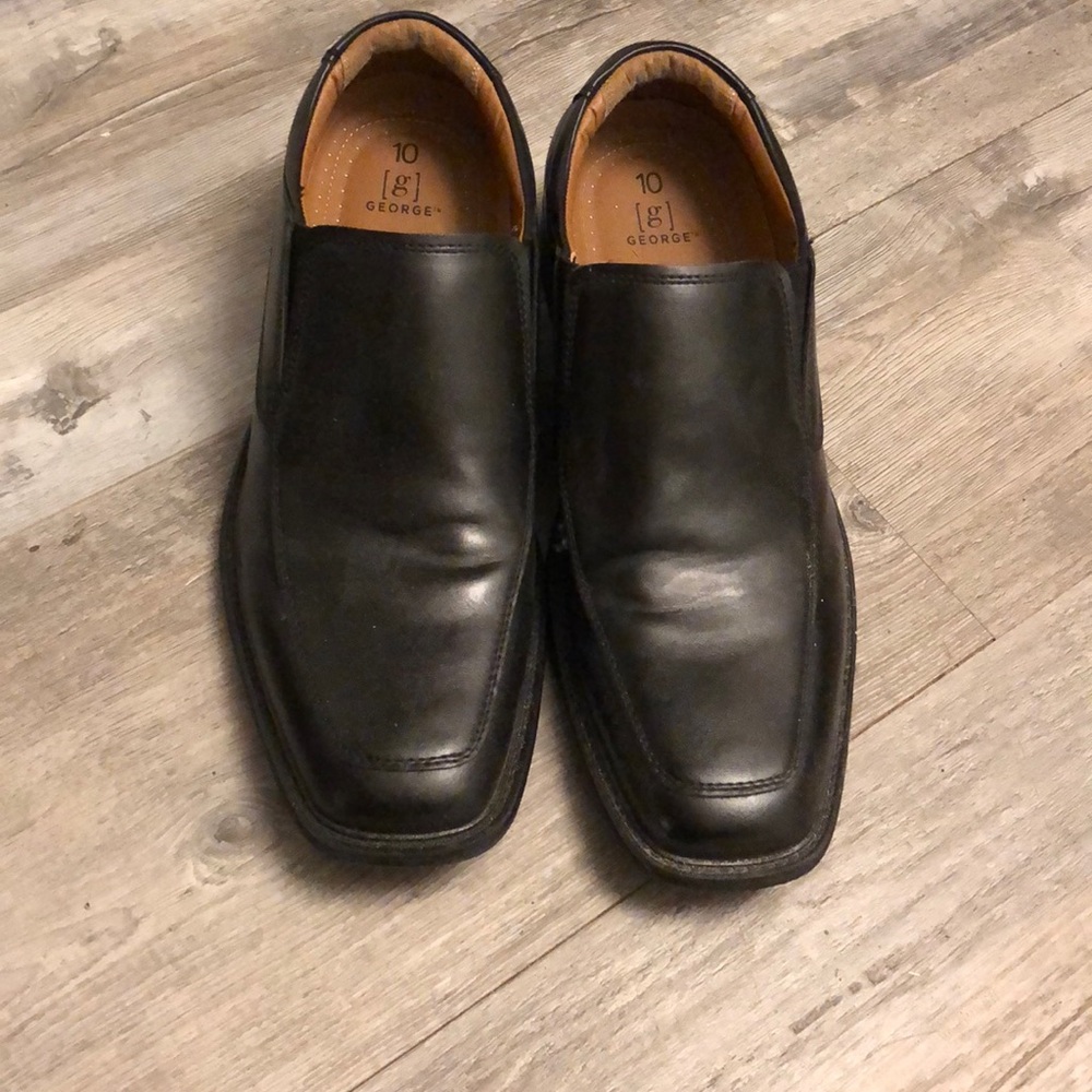 Dress shoes